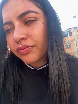 Snapshot of _luna_torres chatting on February 28, 2026, 12:49 pm luna torres online show from February 28, 2026, 12:49 pm