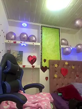 Snapshot of _luna_torres chatting on March 2, 2026, 12:45 pm luna torres online show from March 2, 2026, 12:45 pm