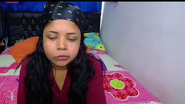 Melikasweetz online show from May 26, 2026, 4:38 pm