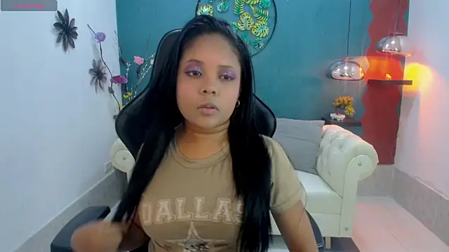 Snapshot of Melikasweetz chatting on March 13, 2026, 5:07 pm Melikasweetz online show from March 13, 2026, 5:07 pm