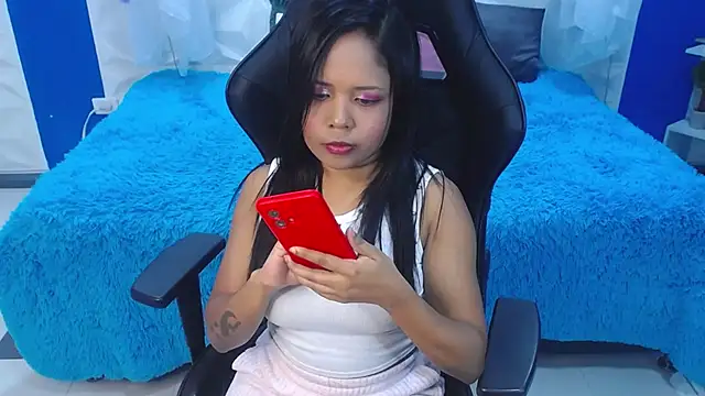 Snapshot of Melikasweetz chatting on March 22, 2025, 5:52 pm Melikasweetz online show from March 22, 2025, 5:52 pm