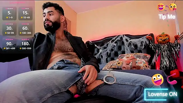 MattewRey online show from October 31, 2025, 12:46 pm