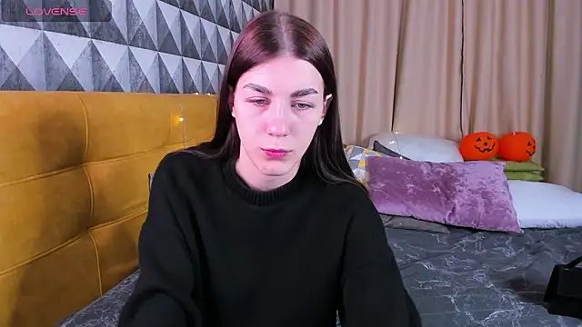 toooyour online show from October 29, 2025, 9:58 pm