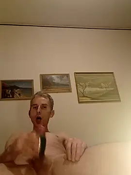 Snapshot of dedalus84 chatting on March 13, 2025, 1:21 am dedalus84 online show from March 13, 2025, 1:21 am