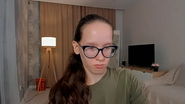 Snapshot of BettyBrowni chatting on September 9, 2025, 4:05 pm BettyBrowni online show from September 9, 2025, 4:05 pm