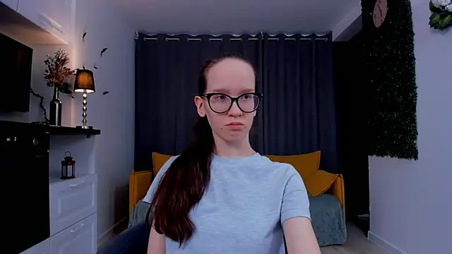 Snapshot of BettyBrowni chatting on March 3, 2025, 4:05 pm BettyBrowni online show from March 3, 2025, 4:05 pm