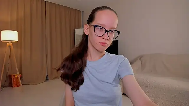 Snapshot of BettyBrowni chatting on October 4, 2025, 4:08 pm BettyBrowni online show from October 4, 2025, 4:08 pm