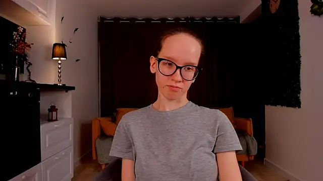 Snapshot of BettyBrowni chatting on March 8, 2025, 7:09 pm BettyBrowni online show from March 8, 2025, 7:09 pm