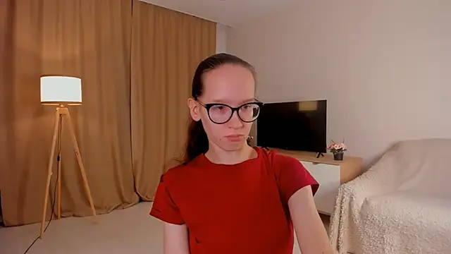 BettyBrowni online show from October 22, 2025, 4:17 pm