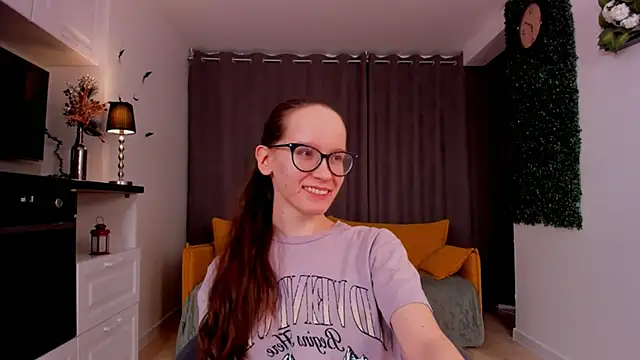 Snapshot of BettyBrowni chatting on March 4, 2025, 4:09 pm BettyBrowni online show from March 4, 2025, 4:09 pm