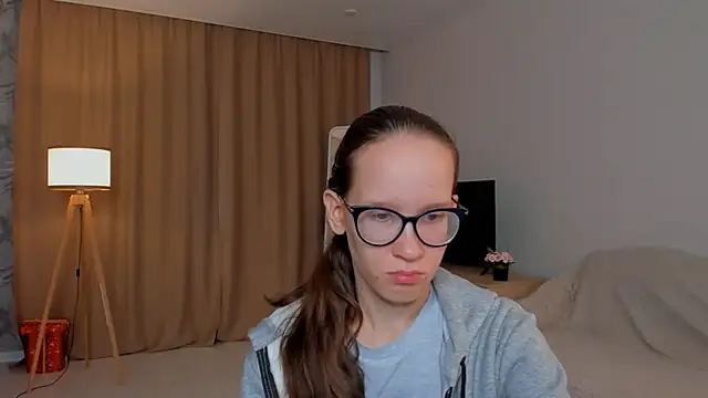 Snapshot of BettyBrowni chatting on September 10, 2025, 4:06 pm BettyBrowni online show from September 10, 2025, 4:06 pm