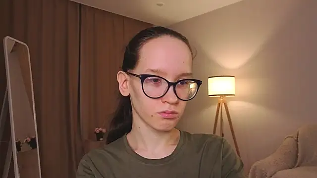 BettyBrowni online show from February 15, 2026, 4:06 pm