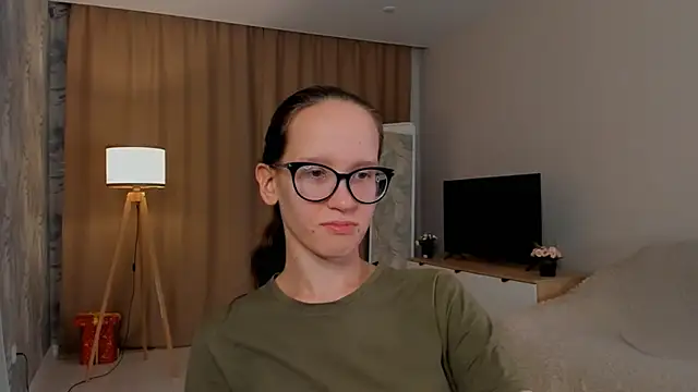 Snapshot of BettyBrowni chatting on September 19, 2025, 4:11 pm BettyBrowni online show from September 19, 2025, 4:11 pm
