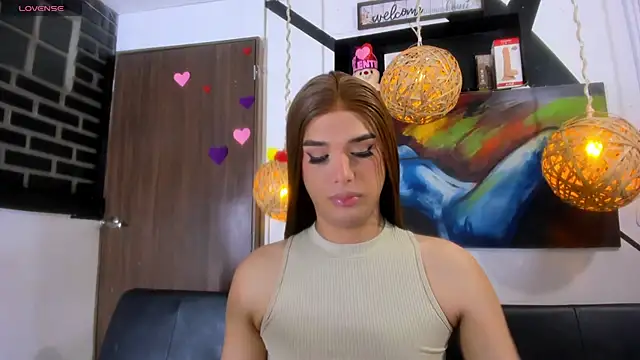 victoria aleia  online show from July 11, 2026, 10:43 pm