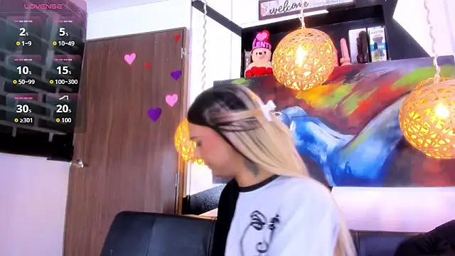 victoria aleia  online show from February 25, 2026, 2:34 am