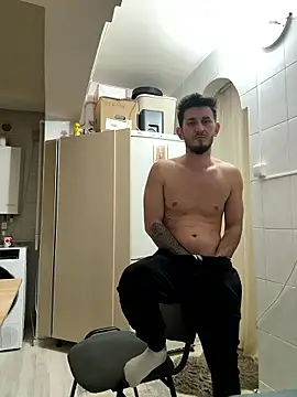 Snapshot of brokenangel2024 chatting on January 15, 2026, 6:33 pm brokenangel2024 online show from January 15, 2026, 6:33 pm