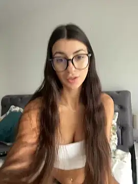 Wildberry  online show from October 14, 2025, 7:42 am