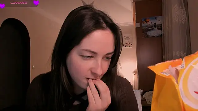 cClandesTina online show from February 20, 2026, 10:12 pm