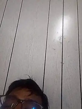 Snapshot of Expt112233 chatting on January 13, 2026, 7:18 pm Expt112233 online show from January 13, 2026, 7:18 pm