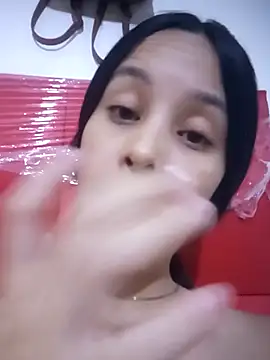 Snapshot of The-quee22 chatting on March 15, 2025, 11:28 pm The-quee22 online show from March 15, 2025, 11:28 pm