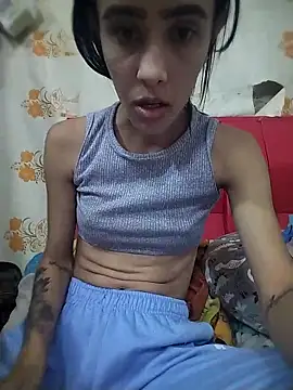 Snapshot of The-quee22 chatting on October 10, 2025, 7:15 pm The-quee22 online show from October 10, 2025, 7:15 pm