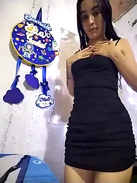 Snapshot of The-quee22 chatting on October 2, 2025, 12:36 am The-quee22 online show from October 2, 2025, 12:36 am