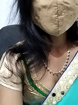 Snapshot of Triveni-Lovely chatting on February 3, 2026, 7:02 am Triveni-Lovely online show from February 3, 2026, 7:02 am