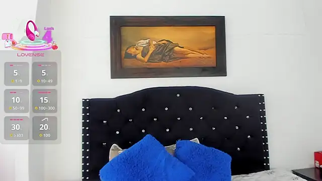 Alexandra Torress online show from December 17, 2025, 5:40 pm