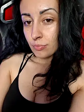 loryyy sexyyy online show from June 13, 2026, 8:29 pm