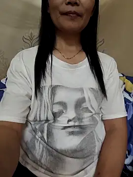 Snapshot of Asian_girl13 chatting on December 20, 2025, 12:41 pm Asian girl13 online show from December 20, 2025, 12:41 pm