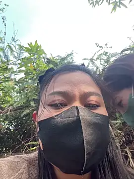 --Lyly-- online show from February 15, 2026, 8:02 am