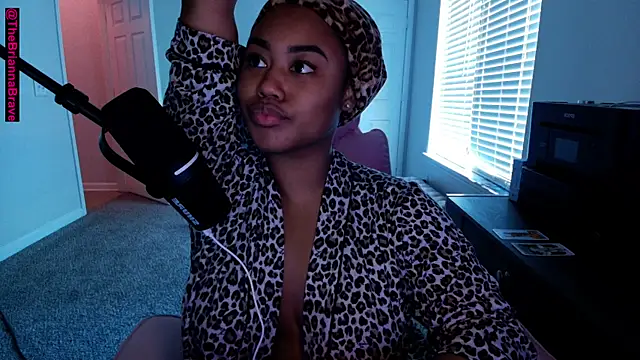 BriannaBrave online show from July 17, 2026, 12:57 pm