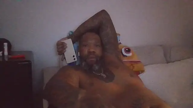 3prettyboy3 online show from April 12, 2026, 10:07 am