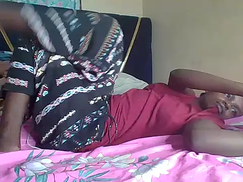 awino001 online show from May 25, 2026, 2:33 am