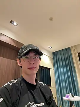 1a1a1alll online show from April 5, 2026, 2:24 pm