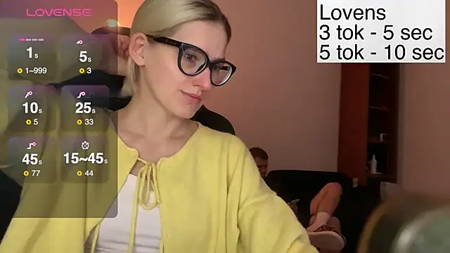 Sexy Sweets online show from November 13, 2025, 6:45 pm