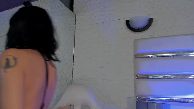 Naomi-Haruno online show from February 26, 2026, 8:31 pm