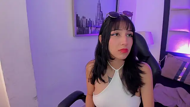 Naomi-Haruno online show from August 7, 2026, 8:15 pm