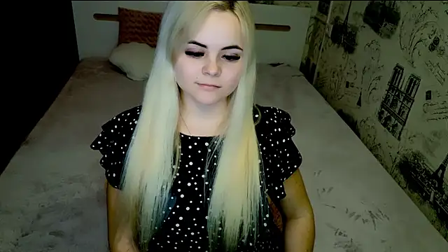 lovely-eyes online show from April 20, 2026, 5:25 pm