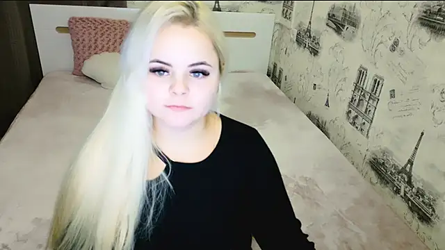 lovely-eyes online show from November 15, 2025, 6:34 pm