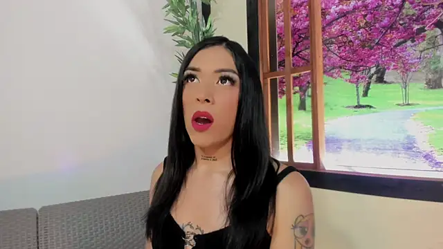 Snapshot of Susan_DiSantys chatting on February 11, 2025, 1:31 am Susan DiSantys online show from February 11, 2025, 1:31 am