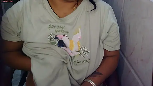 Gulaboo bhabi online show from December 5, 2025, 12:54 am