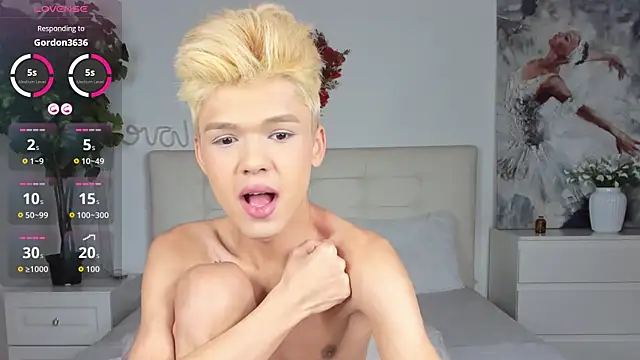 Snapshot of Felix_Rey chatting on November 25, 2025, 8:53 pm Felix Rey online show from November 25, 2025, 8:53 pm