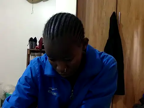 Sexy megg online show from September 9, 2025, 7:40 am