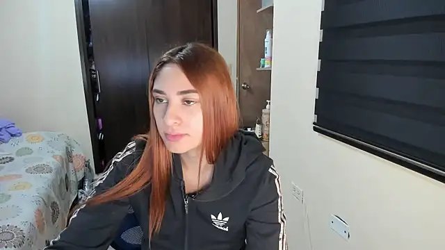 Snapshot of Amy_Walker chatting on October 1, 2025, 8:13 pm Amy Walker online show from October 1, 2025, 8:13 pm