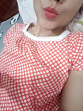 2 sex online show from April 15, 2026, 2:43 pm