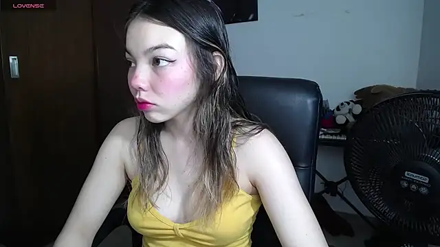 Snapshot of venelope1 chatting on February 1, 2025, 1:02 am venelope1 online show from February 1, 2025, 1:02 am