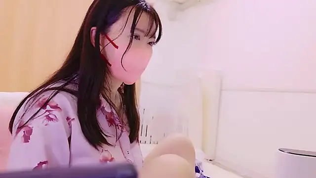 maii- online show from March 22, 2025, 2:59 am