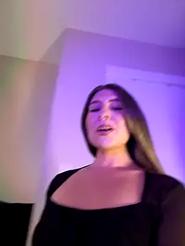 sophielove888 online show from October 26, 2025, 4:13 am