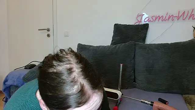 Jasmin-White online show from March 15, 2026, 2:35 pm